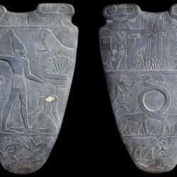 Palette of king narmer ap art history